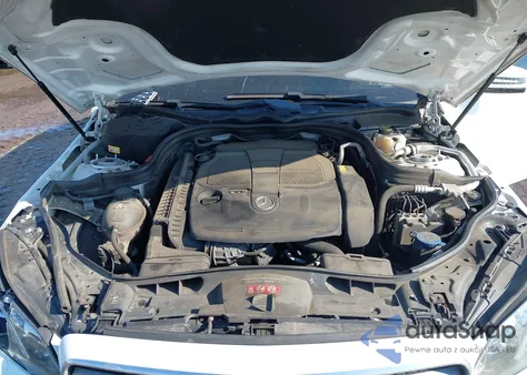 2015 Mercedes-Benz E 350 4Matic z USA, uszkodzony, nr VIN WDDHF8JB9FB149915